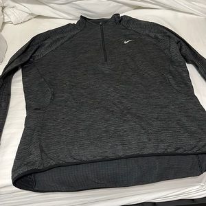 Nike Dri-Fit pullover